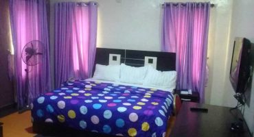 Hostess Suite