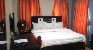 Business Class Suite